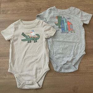 Baby Boy 2 Pack of Graphic Bodysuits Beige and Gray Size 6-9 Months